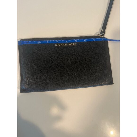 Michael Kors Black Leather Wristlet Pouch With Gold-Tone Zipper Closure - Picture 7 of 8